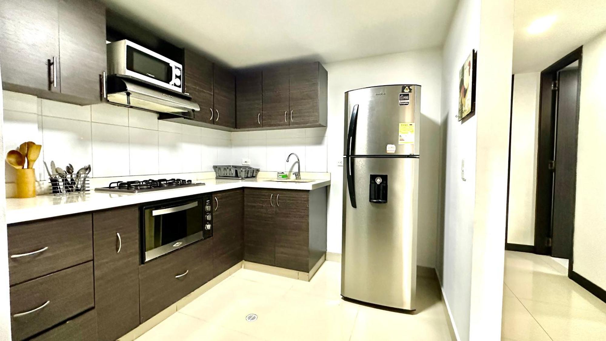 Apto Moderno en Laureles Medellín Exterior foto